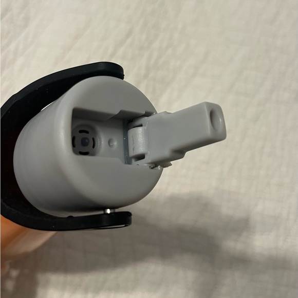 Iconiq insulated water bottle - Picture 5 of 6